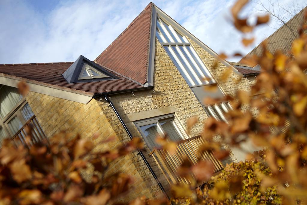 Dormy House
